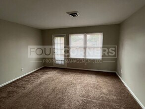2305 Vanstory St in Greensboro, NC - Building Photo - Building Photo