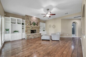 4774 W Fork Blvd in Conroe, TX - Building Photo - Building Photo