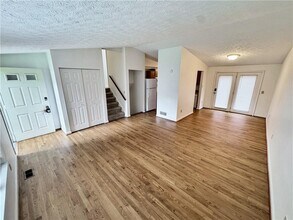 100 Roswell Farms Ct in Roswell, GA - Building Photo - Building Photo