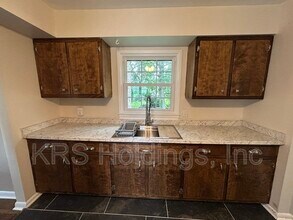 208 Fort Worth St in Hampton, VA - Building Photo - Building Photo