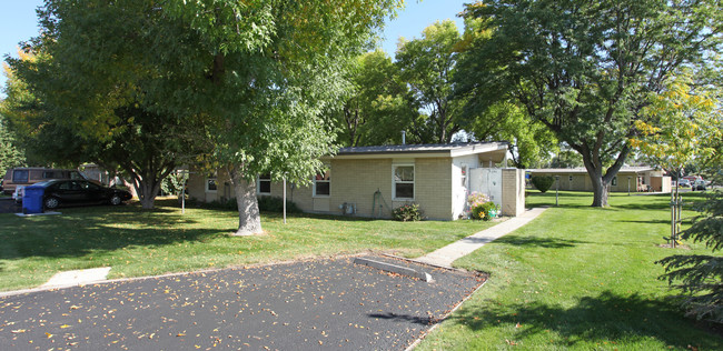 Sunnyview Court in Twin Falls, ID - Foto de edificio - Building Photo