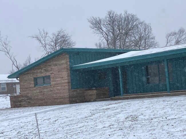 602 N Sioux Ave in Claremore, OK - Building Photo - Building Photo