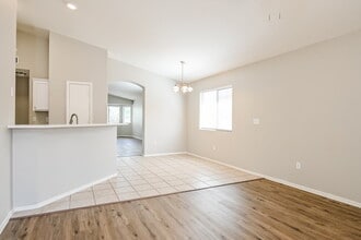 10354 E Ravenswood St in Tucson, AZ - Building Photo - Building Photo