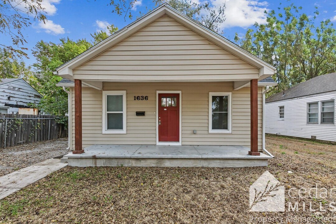 1636 S Palisade St in Wichita, KS - Building Photo