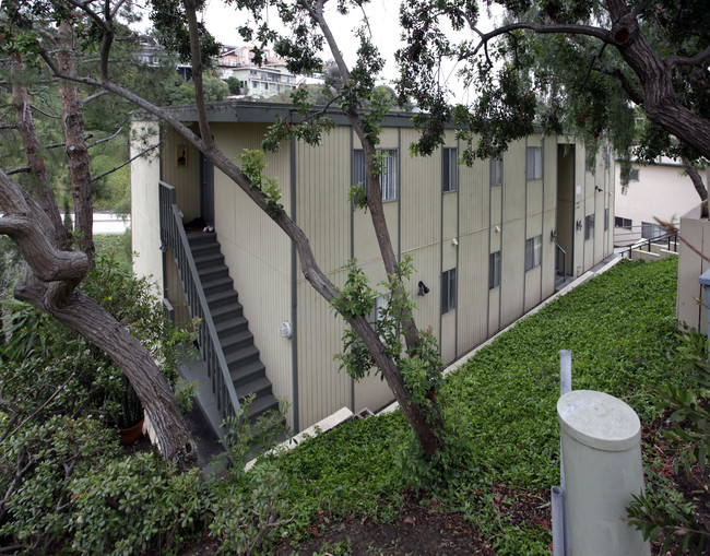 The Peppertree Apartments in San Diego, CA - Building Photo - Building Photo