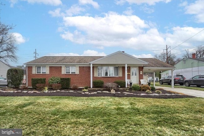 22 Palmer Dr