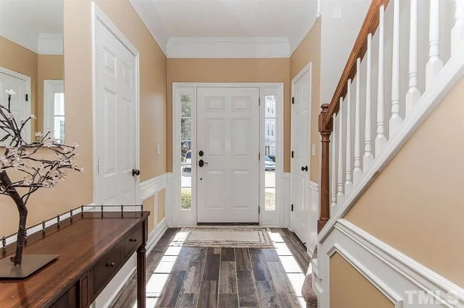 608 Sutter Gate Ln in Morrisville, NC - Foto de edificio - Building Photo