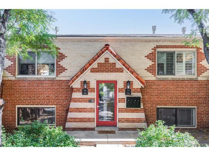 764 Dexter St, Unit Dexter St in Denver, CO - Building Photo