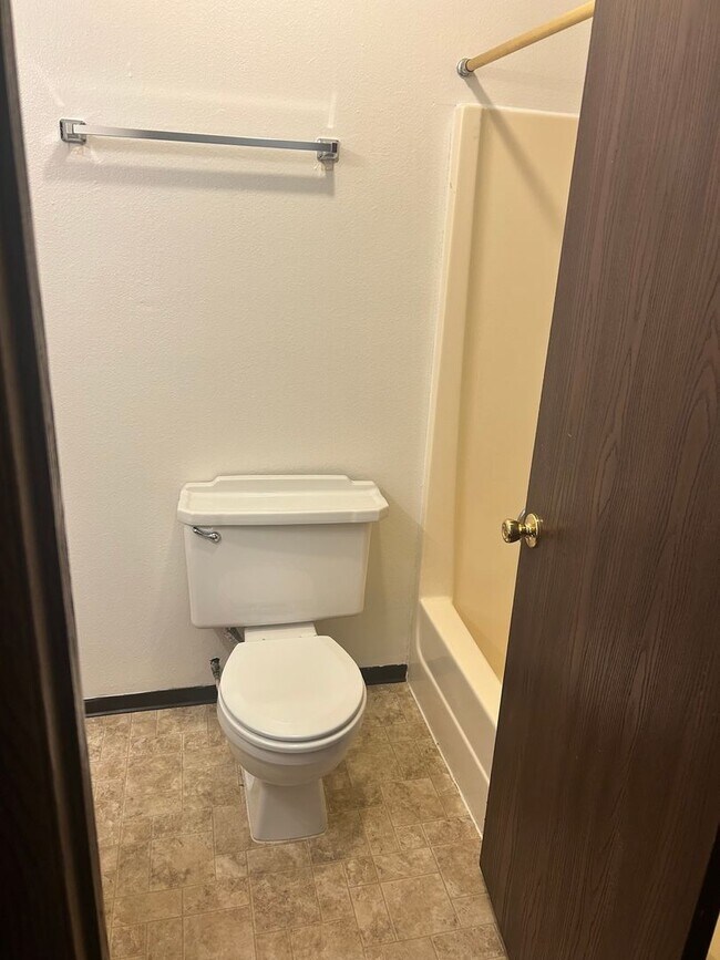 1601 Kemp St-Unit -#3 in Missoula, MT - Building Photo - Building Photo