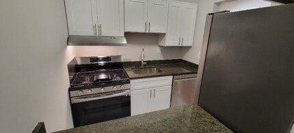 544 Wilson Bridge Dr, Unit A-1 in Oxon Hill, MD - Foto de edificio - Building Photo