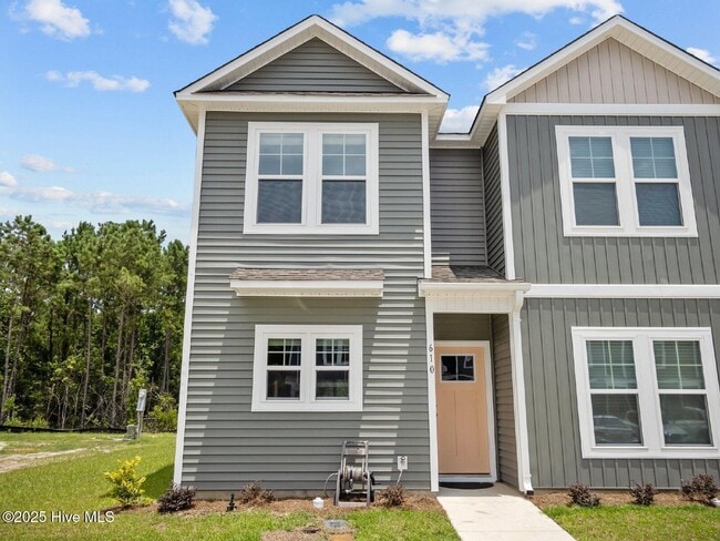 property at 610 Jacks Xing Dr