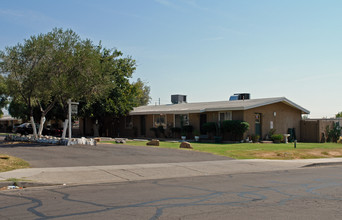 Welcome to Desert Green! in Phoenix, AZ - Building Photo - Building Photo