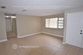 1411 SW 139th Ave in Miami, FL - Building Photo - Building Photo