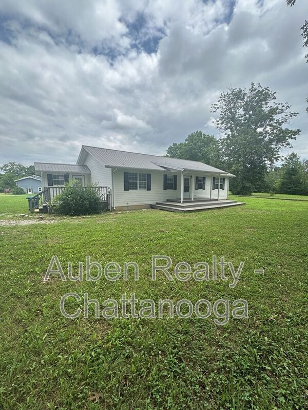 property at 6250 GA-136