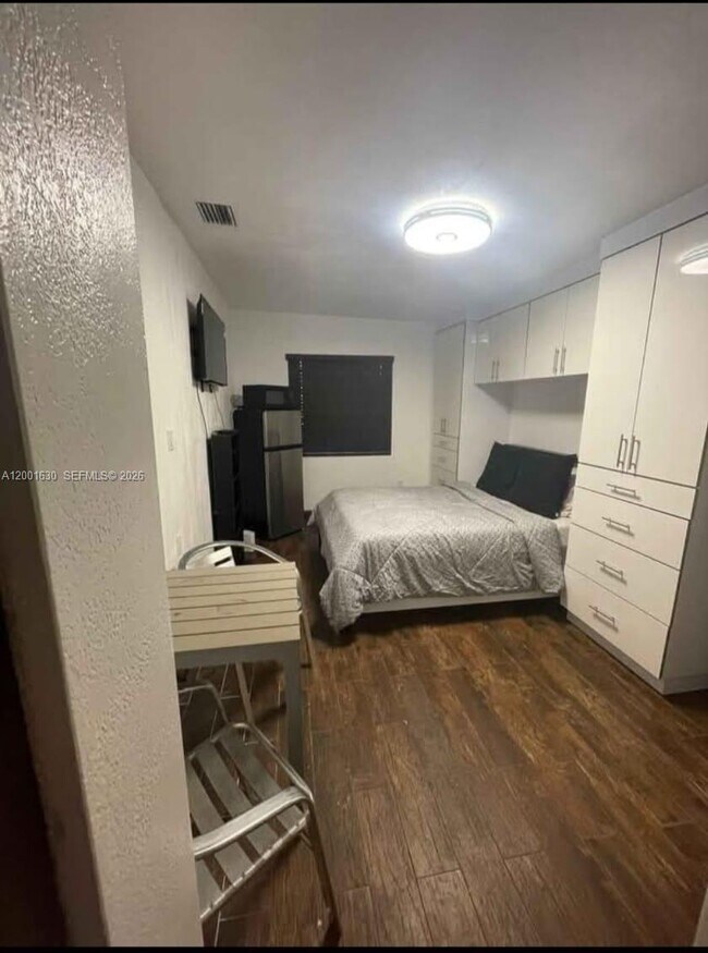 315 NW 59th St in Miami, FL - Building Photo - Building Photo