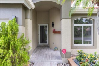 46 Gables Blvd in Weston, FL - Building Photo - Building Photo