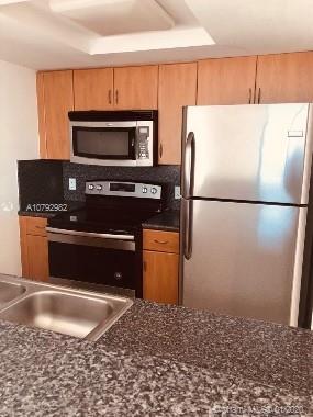 1690 SW 27th Ave, Unit 604 in Miami, FL - Building Photo