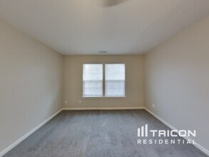 203 Beacon Point Ln in Fortville, IN - Building Photo - Building Photo