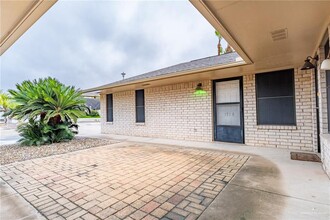 1716 Oasis Dr in Mission, TX - Building Photo - Building Photo