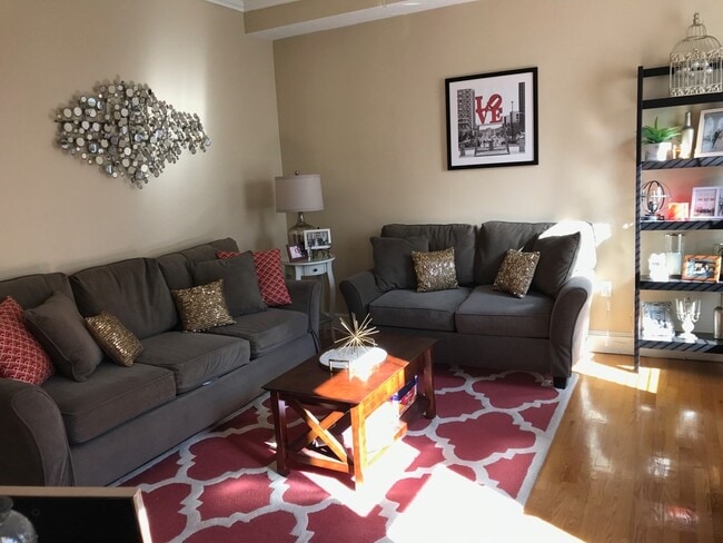 10 Barker St, Unit 1