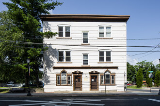 Rivers Bend Apartments in Riverside, NJ - Building Photo - Building Photo