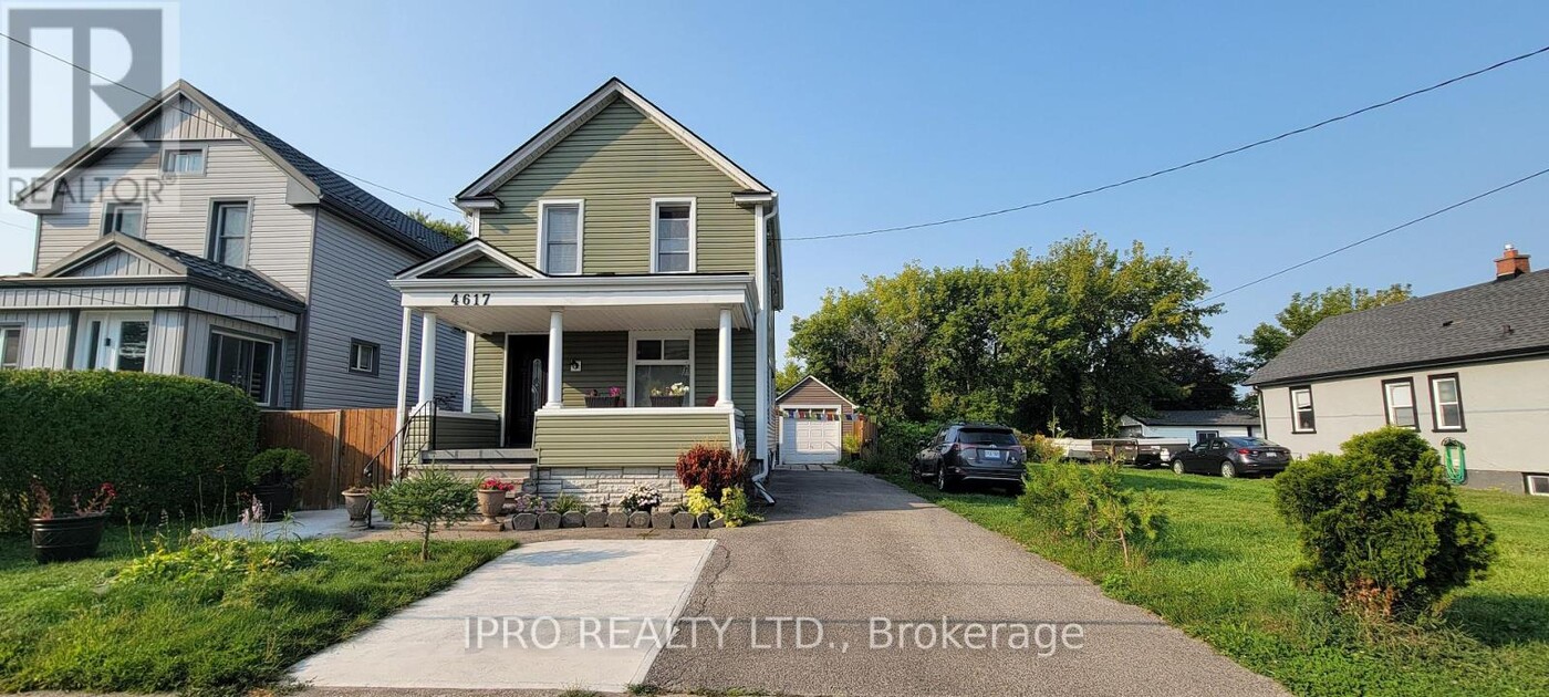 4617-R4617 Ferguson St in Niagara Falls, ON - Building Photo