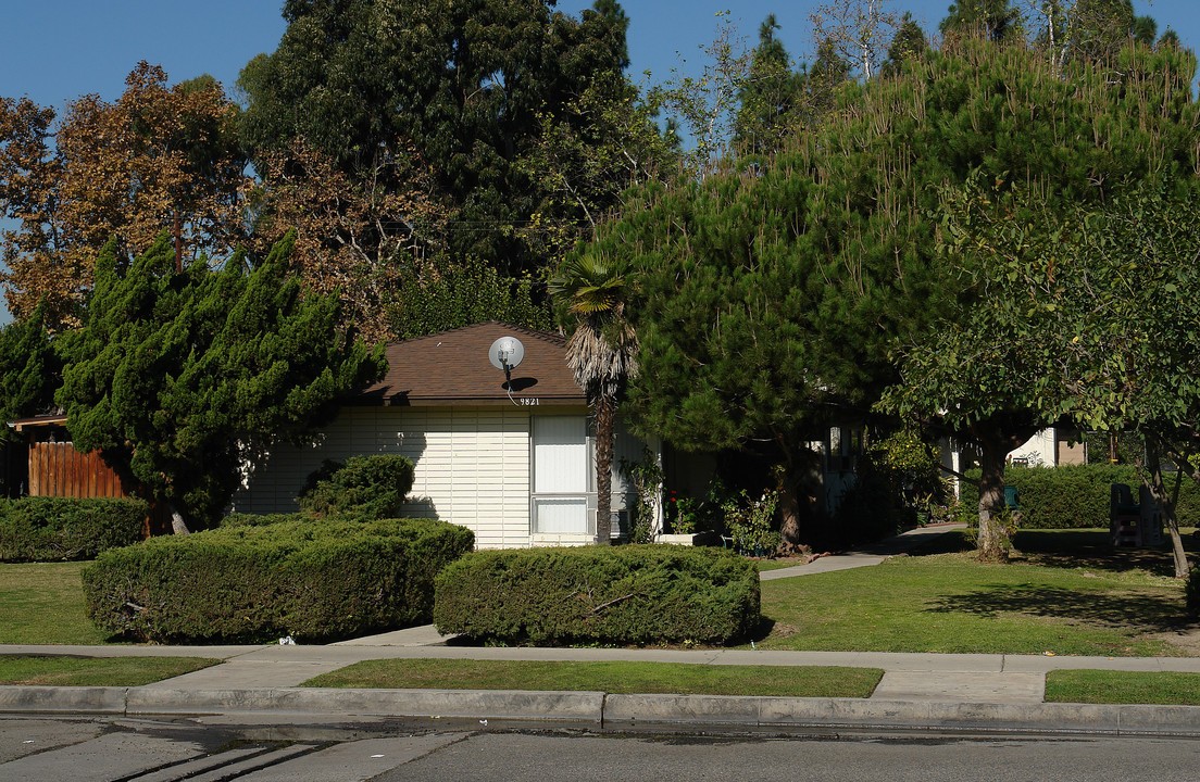 9821 Central Ave in Garden Grove, CA - Building Photo