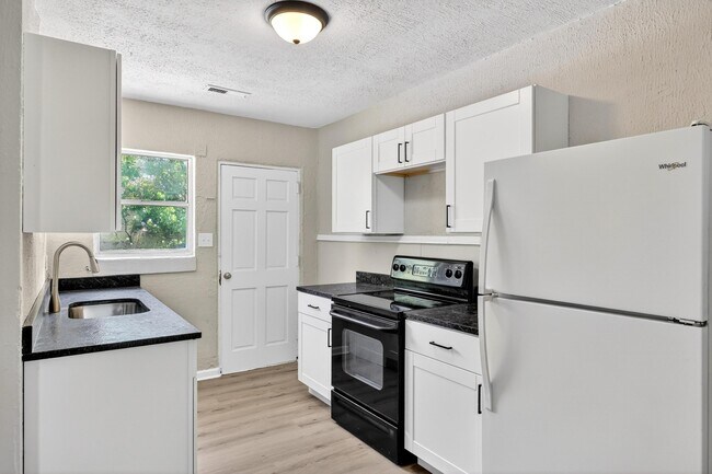 437 Carver Ln in Chattanooga, TN - Building Photo - Building Photo