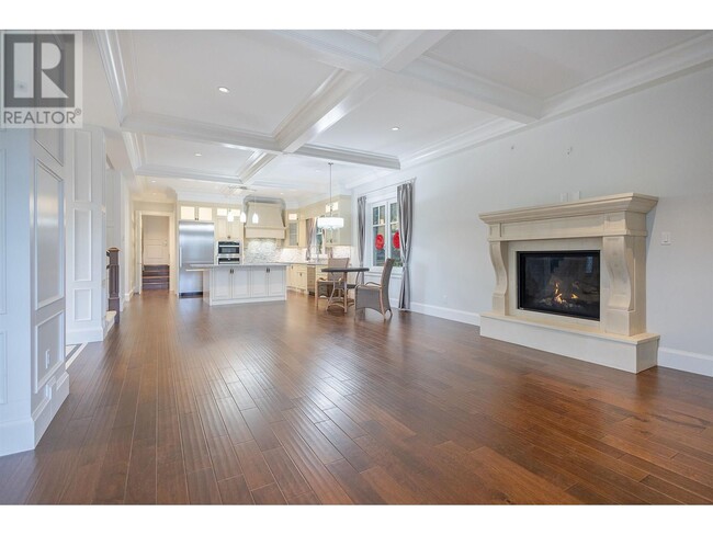 2195 Jefferson Ave in West Vancouver, BC - Building Photo - Building Photo