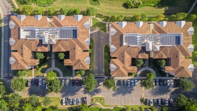 Lake Sherwood Apartments in Orlando, FL - Foto de edificio - Building Photo