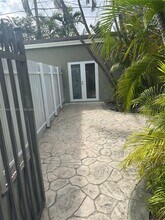 11440 SW 47th St in Miami, FL - Building Photo - Building Photo