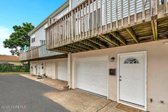 6 Beachway Ave in Keansburg, NJ - Building Photo - Building Photo