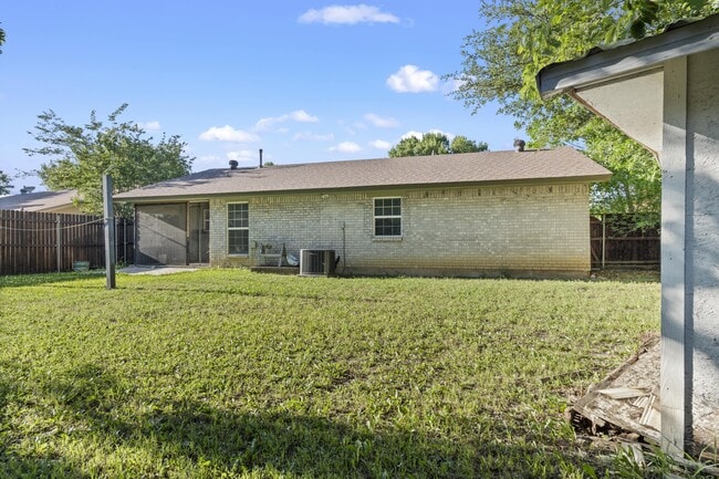 property at 404 Cavendish Dr