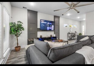 4681 Bellfort Ave in Houston, TX - Building Photo - Building Photo