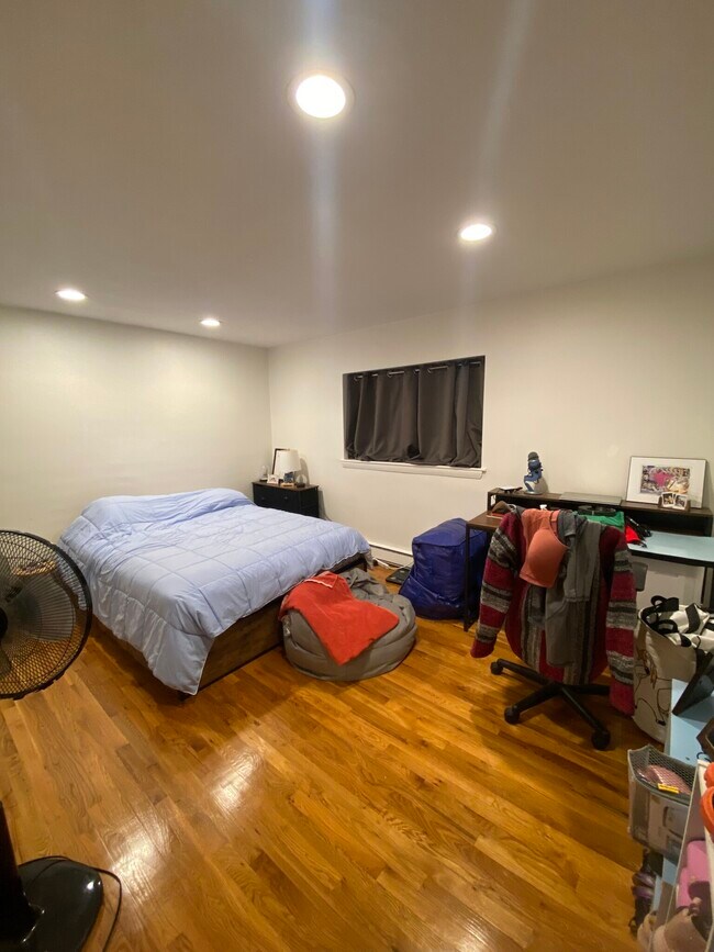 15 Euston St in Brookline, MA - Building Photo - Building Photo