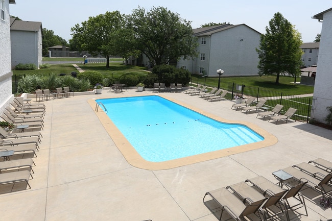 Maple Ridge Apartments