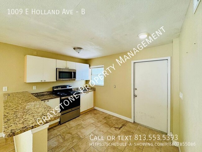 1009 E Holland Ave in Tampa, FL - Building Photo - Building Photo