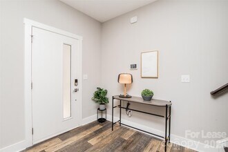 1134 E 36th St in Charlotte, NC - Building Photo - Building Photo