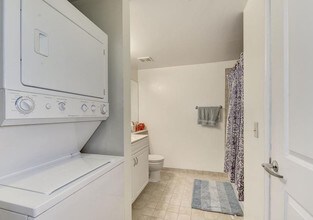 555 Massachusetts Ave NW-Unit -314 in Washington, DC - Building Photo - Building Photo