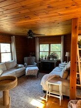 69 Salisbury Ave in North Kingstown, RI - Building Photo - Building Photo