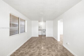 126 SW 18th Ave in Miami, FL - Building Photo - Building Photo