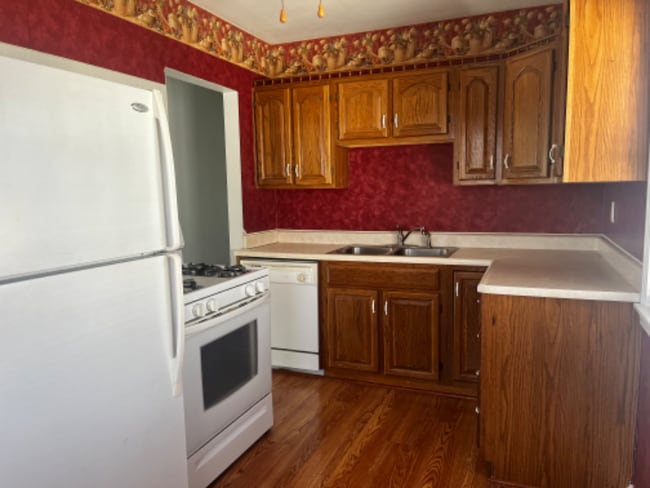 4209 23rd Ave in Rock Island, IL - Building Photo - Building Photo