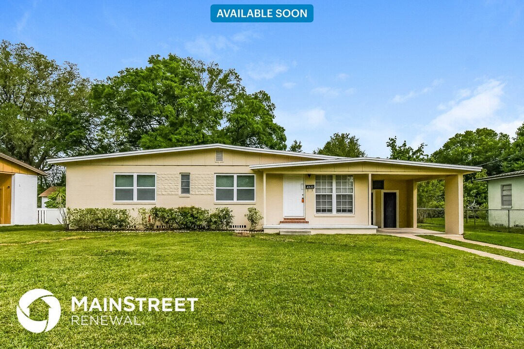 6533 Burgundy Rd S in Jacksonville, FL - Building Photo