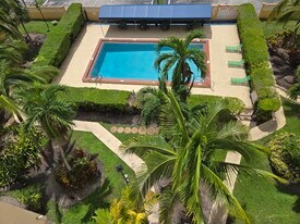 2935 NE 163rd St, Unit 2G in North Miami Beach, FL - Building Photo