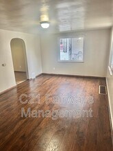 350 Wylie Ave in Clairton, PA - Building Photo - Building Photo