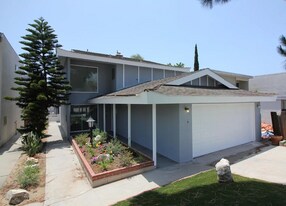 1322 Amethyst St, Unit Unit C in Redondo Beach, CA - Building Photo