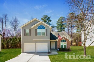 2411 Napa Valley Dr in Villa Rica, GA - Building Photo