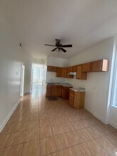 2608 W Cortez St, Unit 2nd floor in Chicago, IL - Foto de edificio - Building Photo