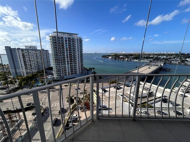 property at 7601 E Treasure Dr