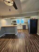 203 S Fieldcrest Rd in Eden, NC - Building Photo - Building Photo